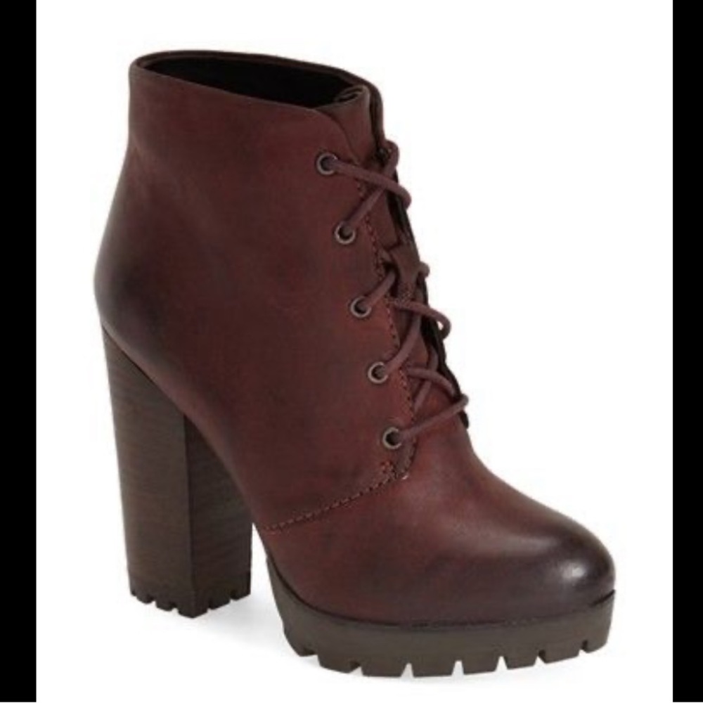 Steve Madden 100% leather Ricca Booties